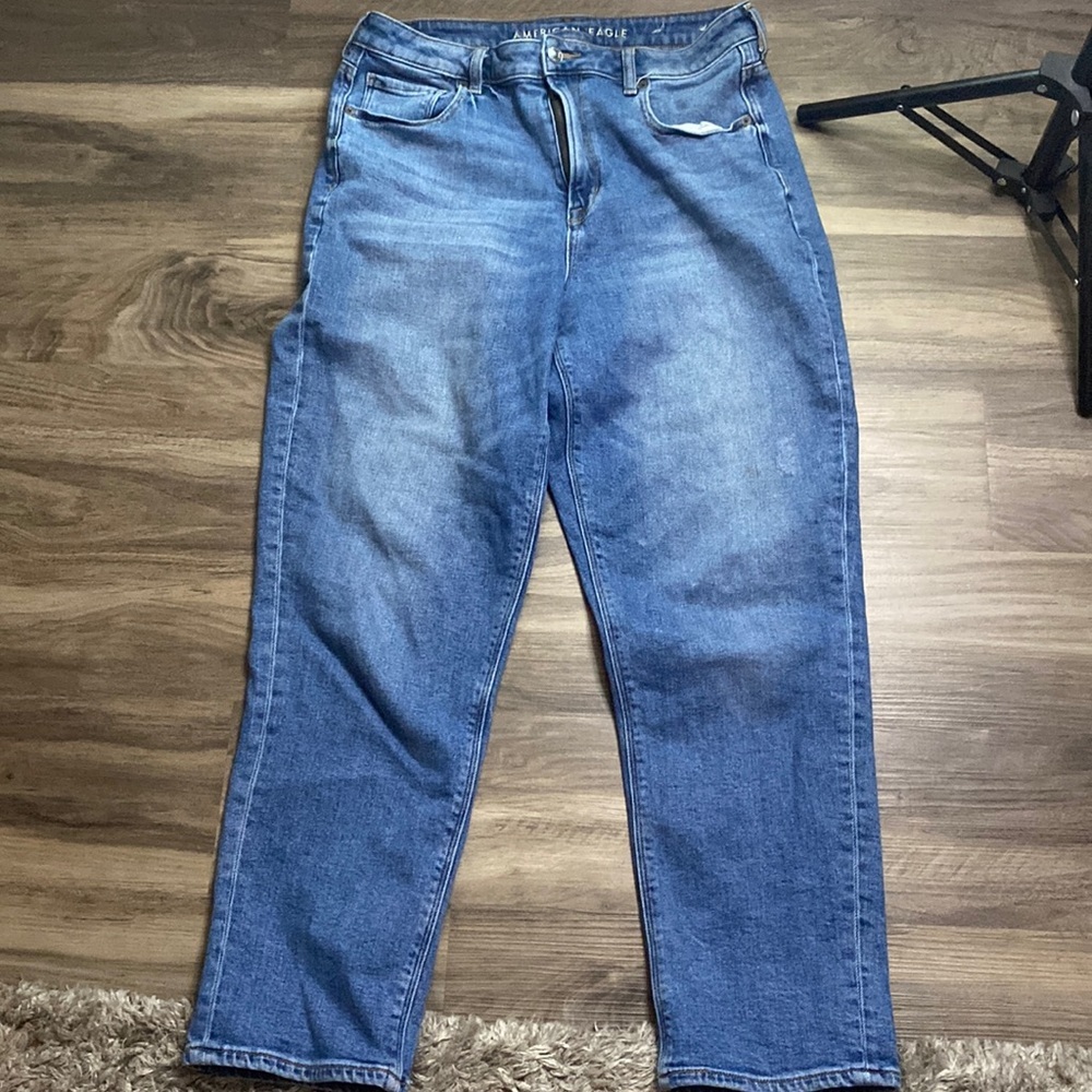 American eagle mom jeans size 12 stretch​